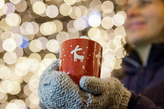 Adobestock-183214787-Gluehwein-Weihnacht-Klein-W550