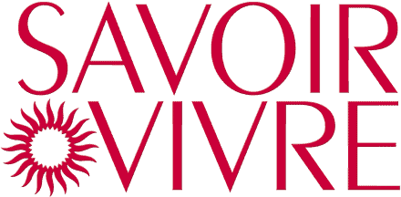 Logo der Zeitschrift SAVOIR VIVRE in roter Schrift mit Sonnenmotiv.